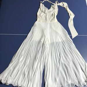 Alice + Olivia Pleated Wide Leg Jumpsuit Backless Ivory Cream Drape Neck Size 0